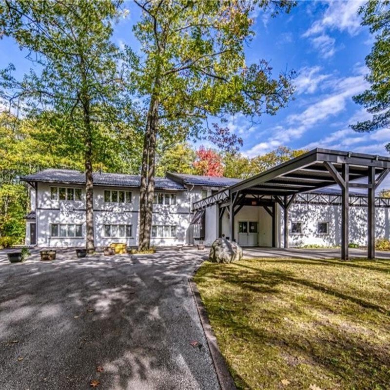 Breakthrough Recovery Centre